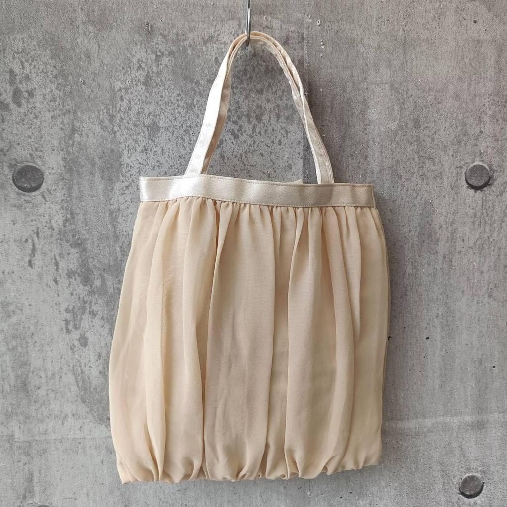 [mauve] Lightweight, Fluffy Chiffon Gathered Formal Bag with Ribbon (black)