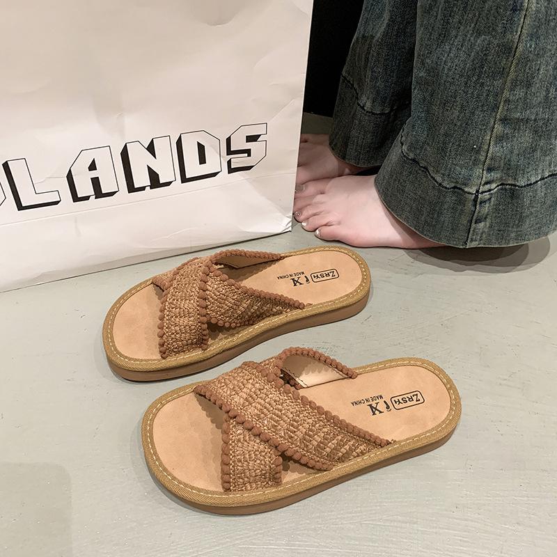 

Thick-soled slippers women wear non-slip beach slippers in summer 35