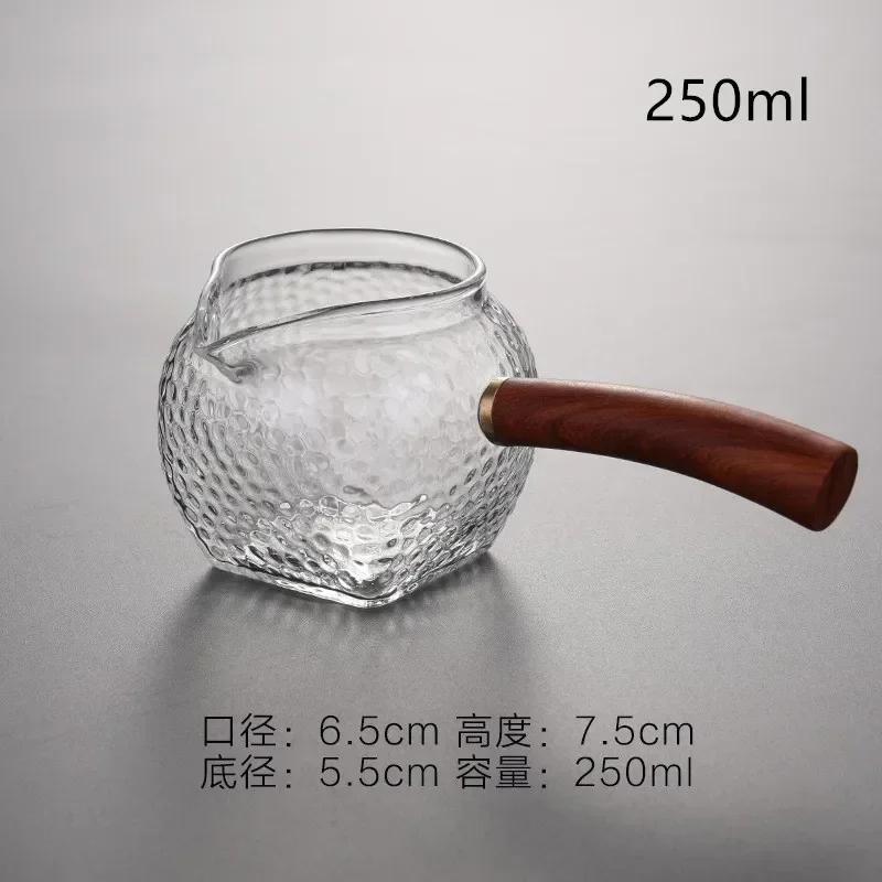 Glass Tea Jug Chinese Kung Fu Tea Set Accessory Water Pitcher Wood Side Handle Teapot Heat Resistant Teaware Coffee Milk Pot