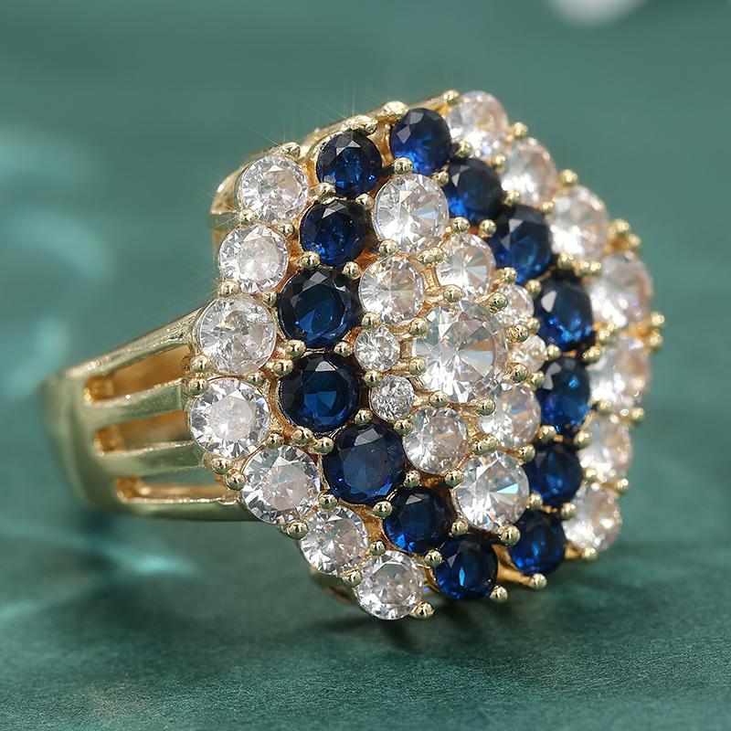 Luxury Elegant Sparkling Blue Synthetic Zirconia Golden Plated Ring for Women Fashion Temperament Bridal Wedding Jewelry Crafts