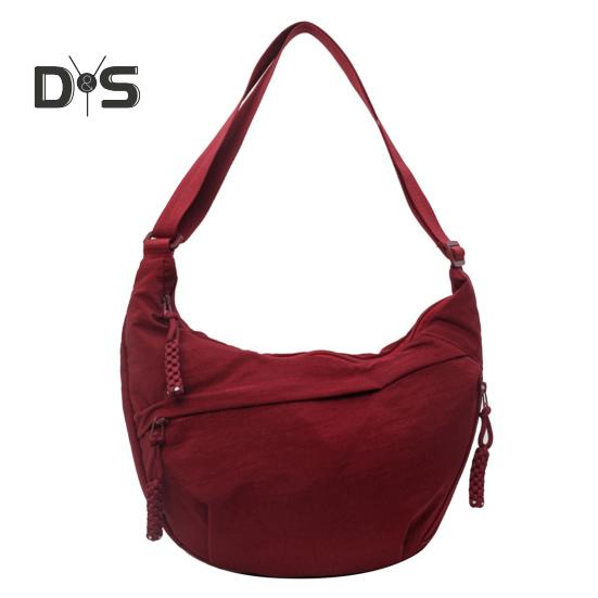 Dam Crossbody-väska med justerbar rem Stor kapacitet Dumpling-väska Dragkedjestängning Fickdesign Slingväska för vardagsbruk