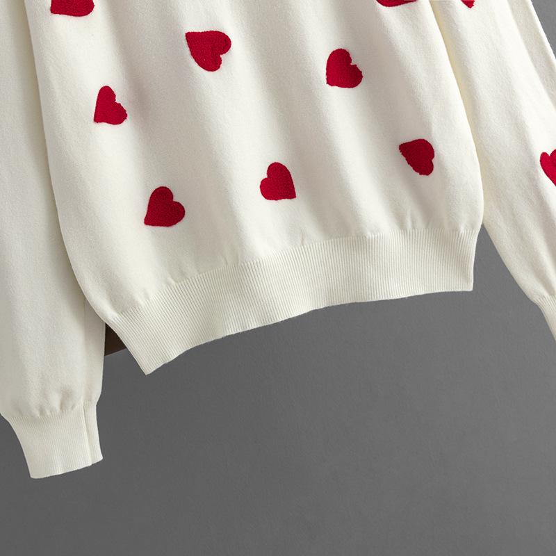 2023 Autumn/Winter Heart Pattern Plus Size Women's Knit Pullover Sweater