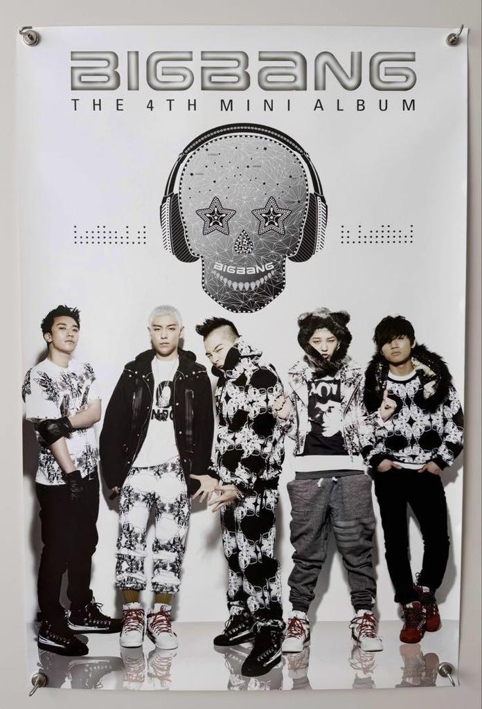 [USED] BIGBANG MINI 4 (Korean Edition) 2 Posters + Photo