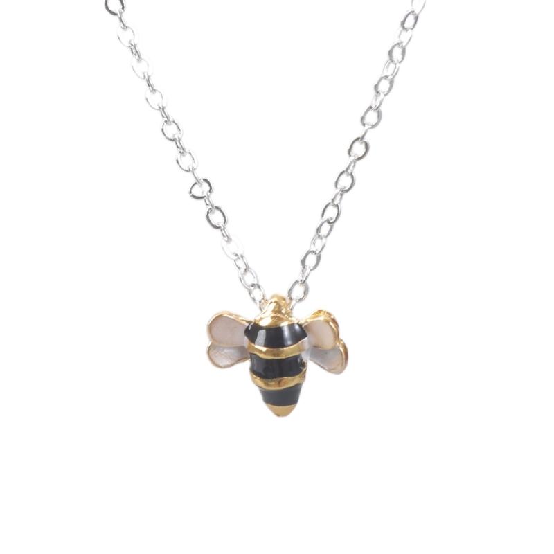 

Fashion Silver Collarbone Chain Clavicle Chain Classy Bee Pendant Necklace Surprise Gift for Girlfriend Friend Birthday 1