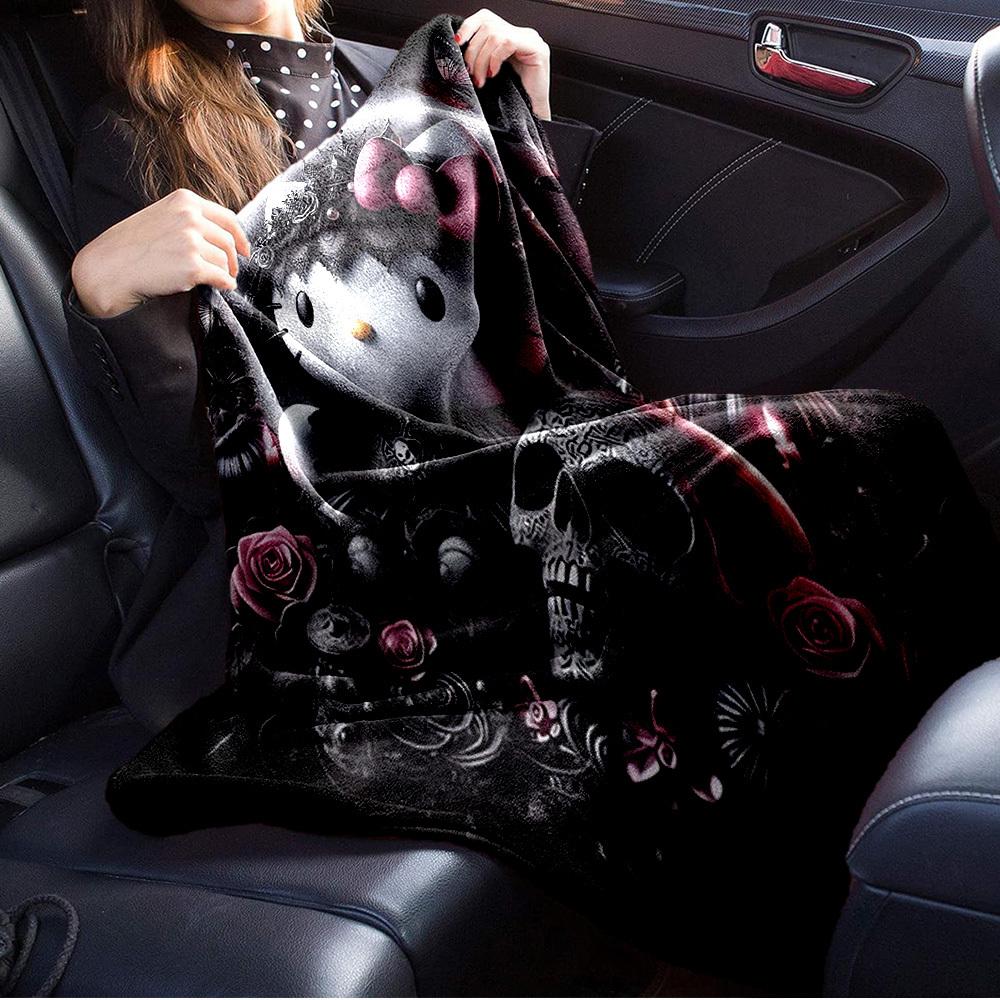 1pc Gothic Hello Kitty Home Decor Flannel Blanket - Seasonal Universal Comfortable Washable Gift, Suitable for All Ages, Suitable for All Fa