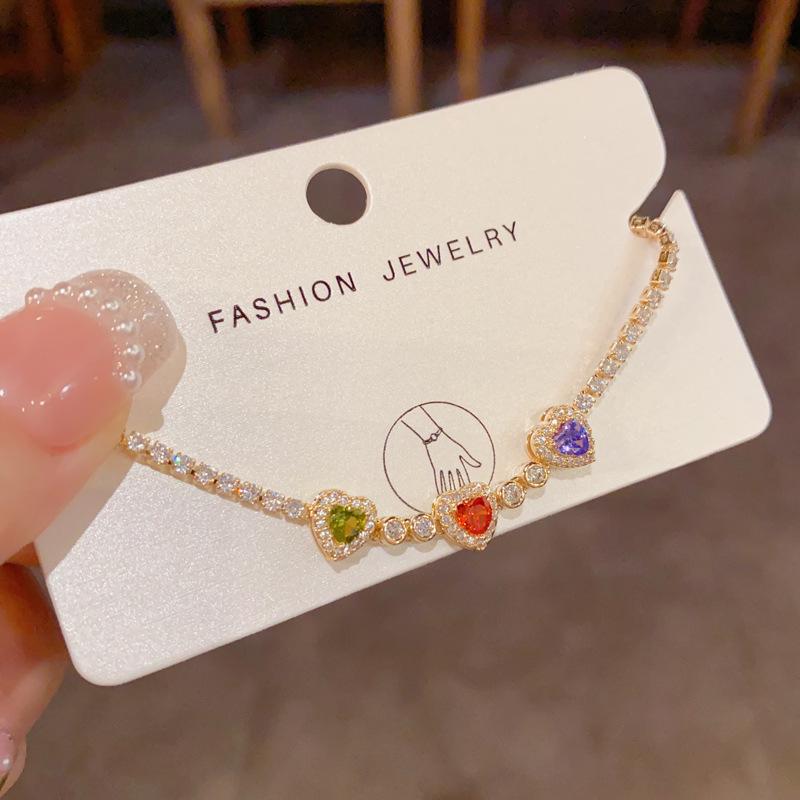 Exquisite Gold-Plated Zircon Heart Bracelet: Versatile, Luxury Bangle for Women