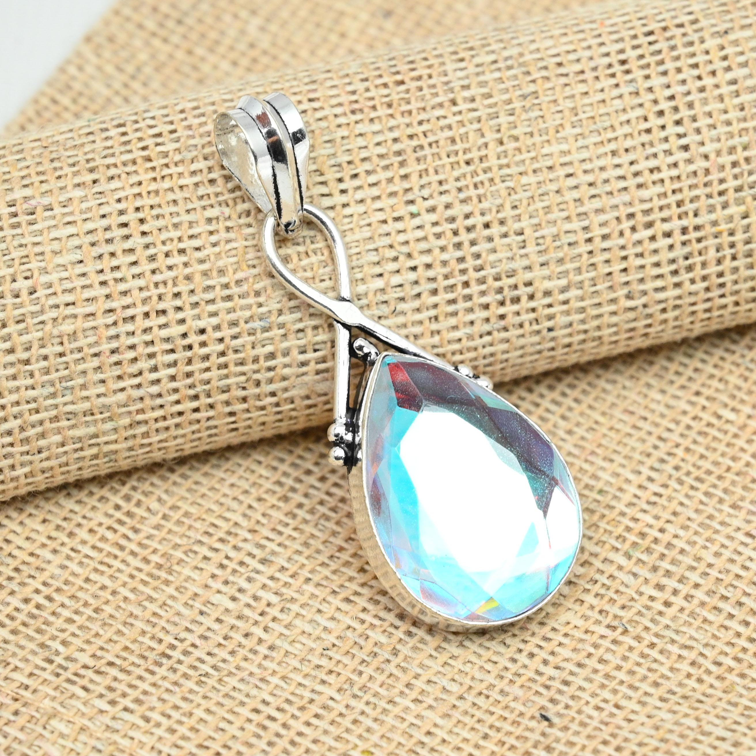 

Радужный мистический топаз Твердый стерлинговый серебристый стерлинговый серебристый 925 Подвеска для любви День святого Валентина Подарок 1.96 Inches белый