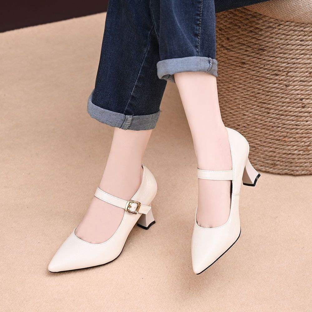 Guofeng soft-soled high-heeled shoes for women's autumn new Xiaoxiangfeng temperament pointed head shallow mouth word with thick heel single shoes