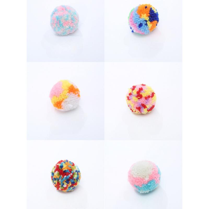 6PCS Colored Wool Ball Diameter about 5cm Pet Supplies Cat Toys Nibble Resistant Rolling Plush Ball Throw and Catch Ball.