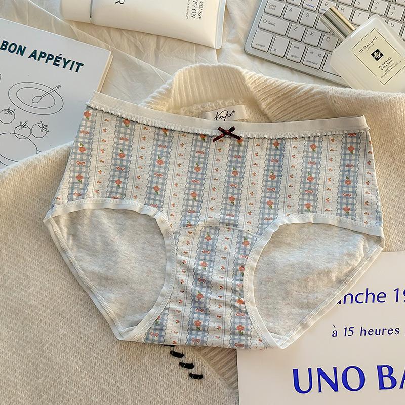 Ladies Spring and Autumn New Retro Small Floral Cotton Extended Crotch Waist Triangle Briefs