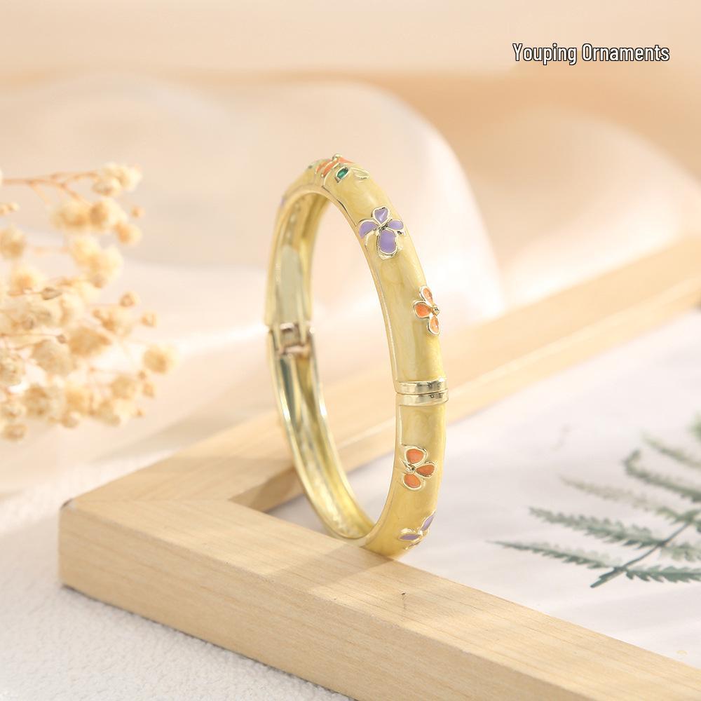 New Chinese Retro Enamel Cloisonné Flower Bracelet - Creative and Versatile