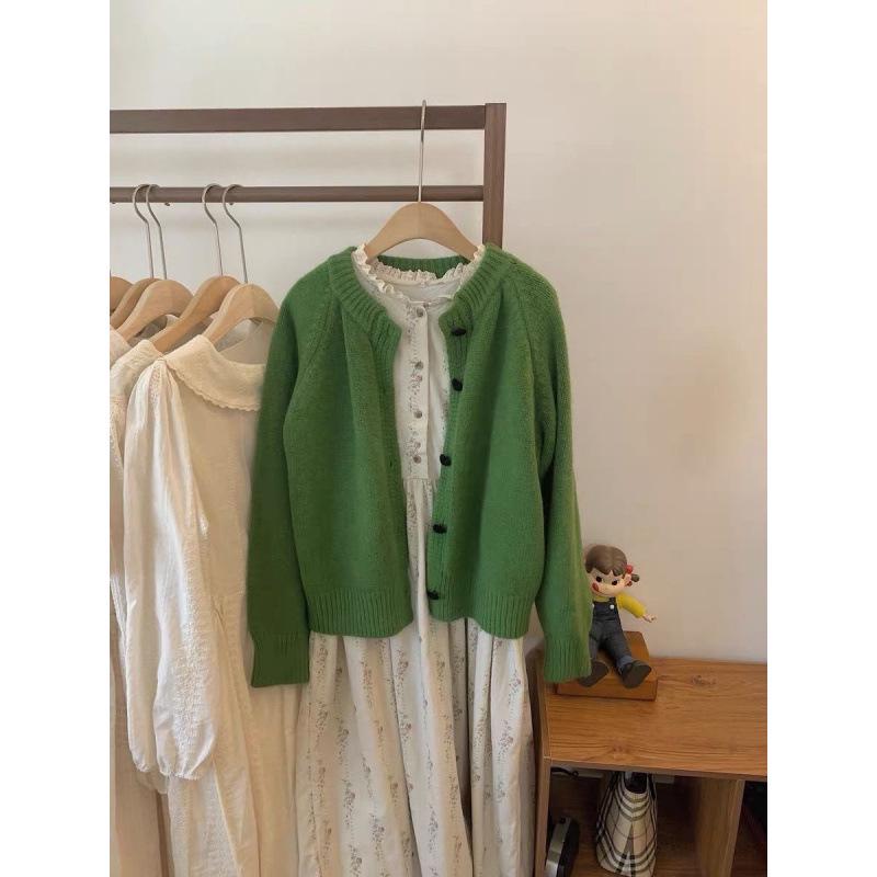 Autumn 2024 Floral Corduroy Dress: Sweet Lace Round Neck, Lace Patchwork, Loose Long Sleeve, Mid-Length for Women