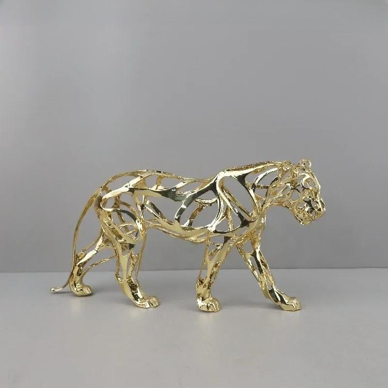 European Style Light Luxury Gold Hollowed Out Lion Horse Elephant Animal Sculpture Living Room Metal Decoration Home Accessories