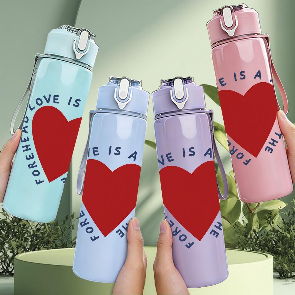 1PC Love Is A Kindness Red Heart Print 750ml Color Plastic Sports Water Bottle Leakproof Flip Straw Lid Suitable for Sports Office Home Use