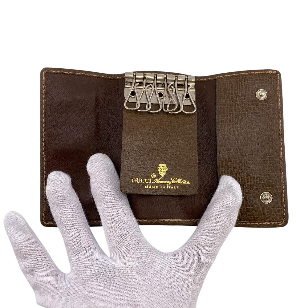 Gucci Six Hooks PVC Leather Key Holder Beige Leather Unisex Used