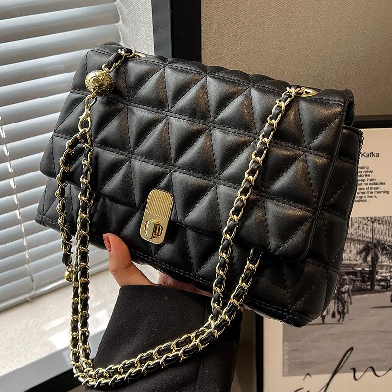 

Вместительные сумки, женские универсальные новые модели 2024 года, популярные в этом году сумки с цепочкой из бриллиантов, популярные женские сумки-мессенджеры через плечо чёрный