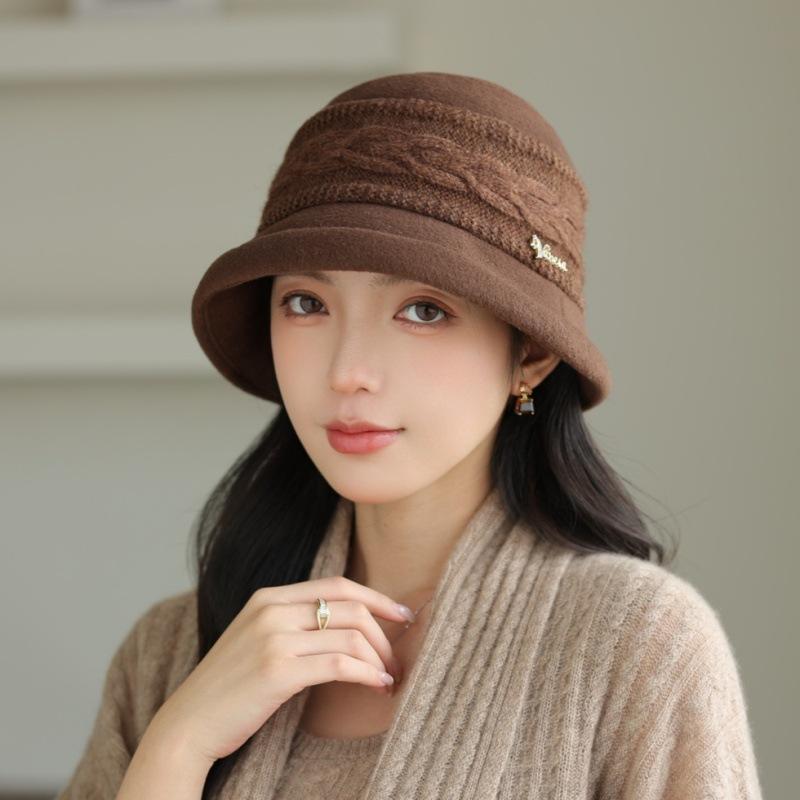 New knitted basin hat women autumn and winter thickened warm bucket hat retro versatile face little mother hat women