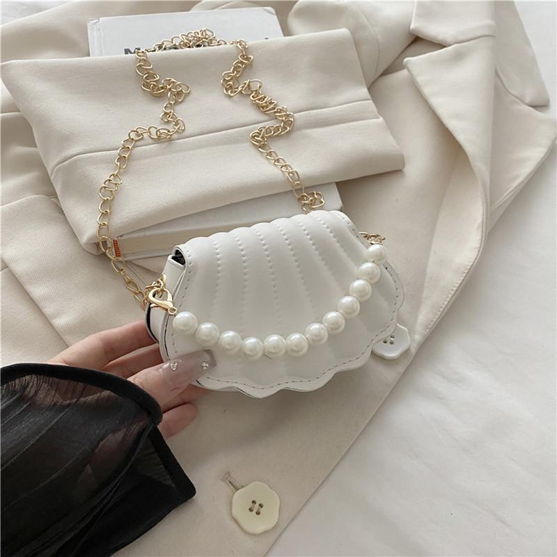 Gentle fashion simple temperament pearl chain shell bag 2025 summer new foreign style shoulder messenger bag Korean version of women
