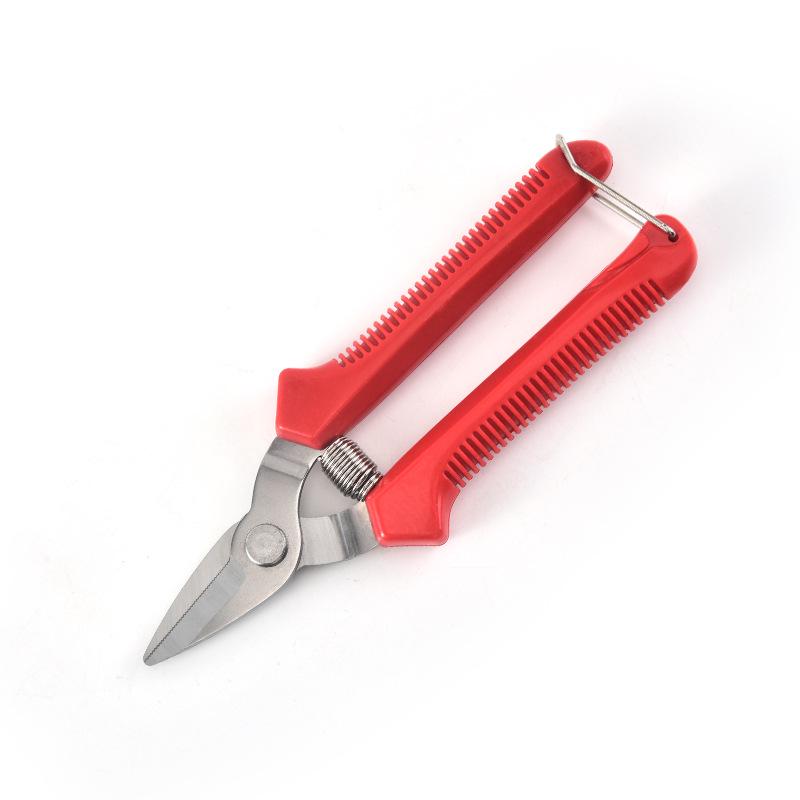 Multifunctional Telescopic Pruning & Fruit Picking Shears for Gardens, Trees, and Branches.