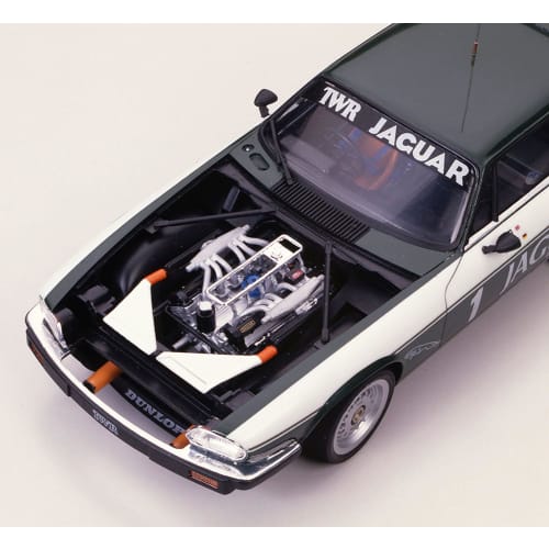 Hasegawa 1/24 Jaguar XJ-S H.E. TWR Plastic Model 20305