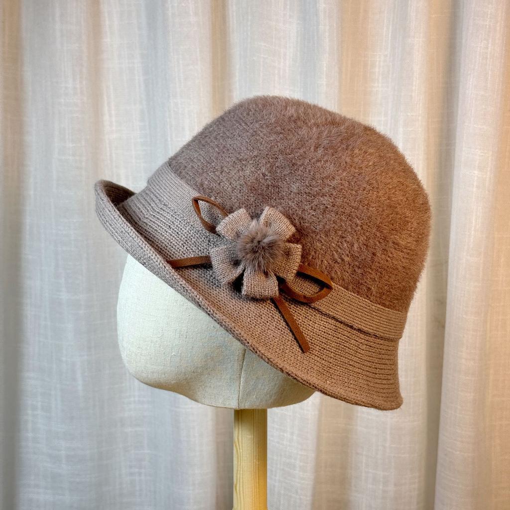 Hat Female Autumn and Winter Pick-up Mink Basin Hat Middle-aged and Elderly Mother Elegant Top Hat Fashion Flower Hairball Fisherman Hat