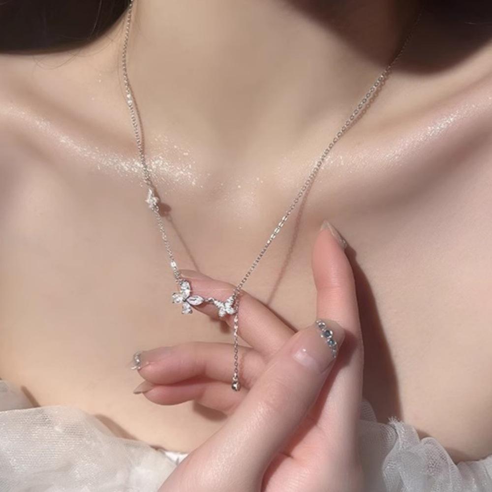 Pearl Butterfly Necklace Female Design Sense High Sense Does Not Fade Accessories Collarbone Chain Tide