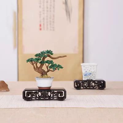 Rechteckiger Sockel aus Massivholz, Lila Sandelholz, Geölter Hohlkörper aus Rosenholz, Retro-Ornament, Moderner chinesischer Stil