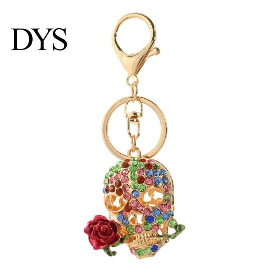 Gothic Style Keychain Holding Rose Rhinestone Skull for Halloween, Skeleton Pendant Head Key Ring, Chain Accessory Handbags Backpacks