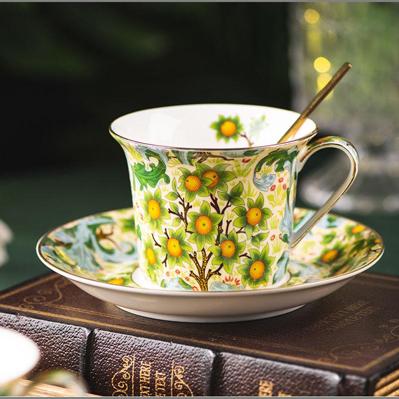 250ml European Ceramic Coffee Cup Saucer Exquisite Afternoon Camellia Flower Tea Cup Home Office Breakfast Milk Oatmeal Mug Gift