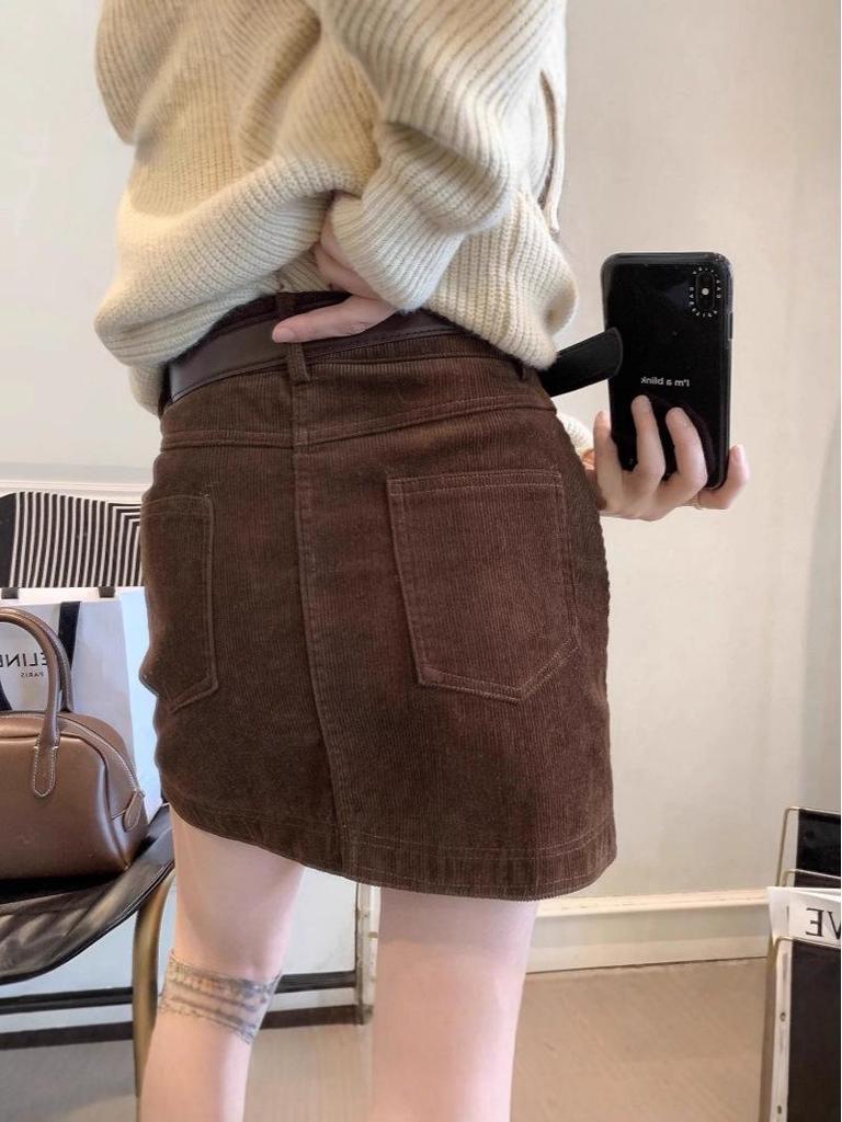 Autumn/Winter 2025 Korean Style High Waist Corduroy Mini Skirt - Slimming, Petite Fit, Versatile Fashion