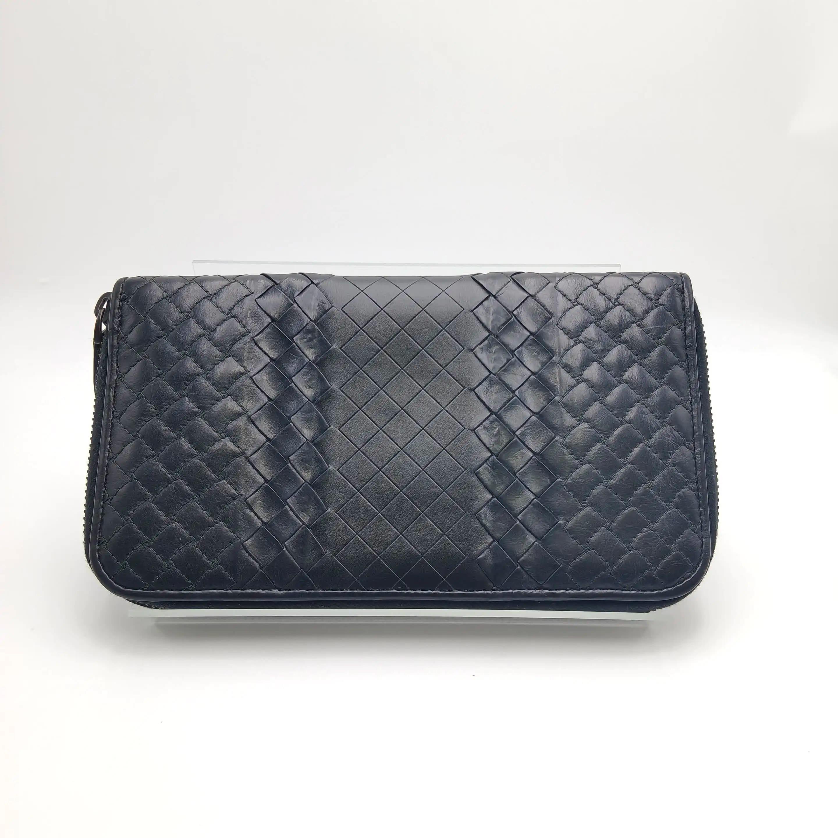 [Pre-Owned] Long Woven Zip Leather Wallet - Very Good #TXPZLQ ONE SIZE