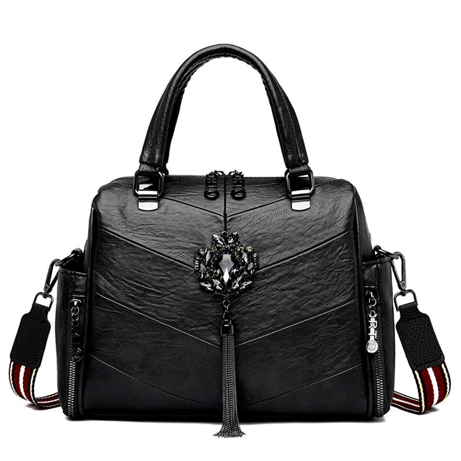 black square handbolsa