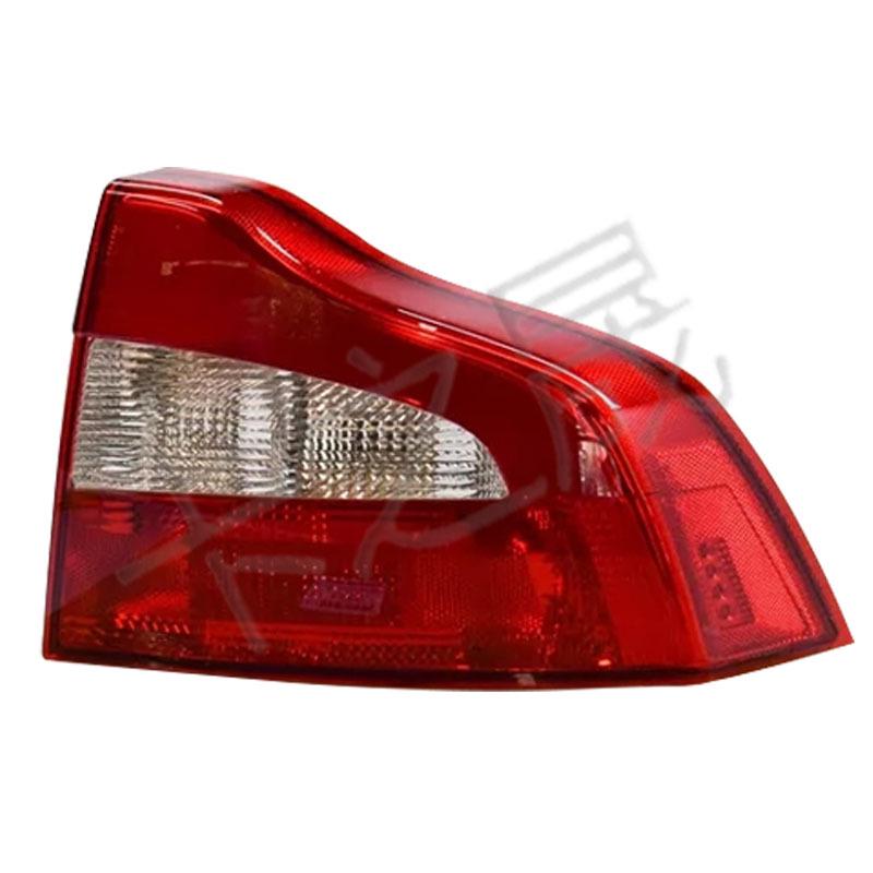 Volvo S80 Rear Taillight Assembly - Models 31213379/31213380