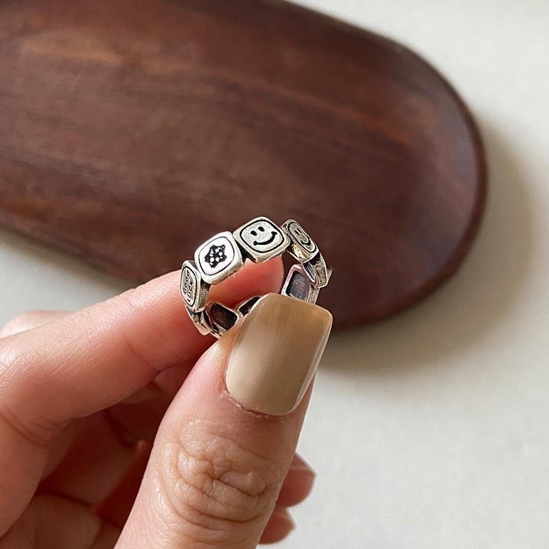 Fashionable Heart Shaped Adjustable Ring For Women Stylish Silver Jewelry Piece