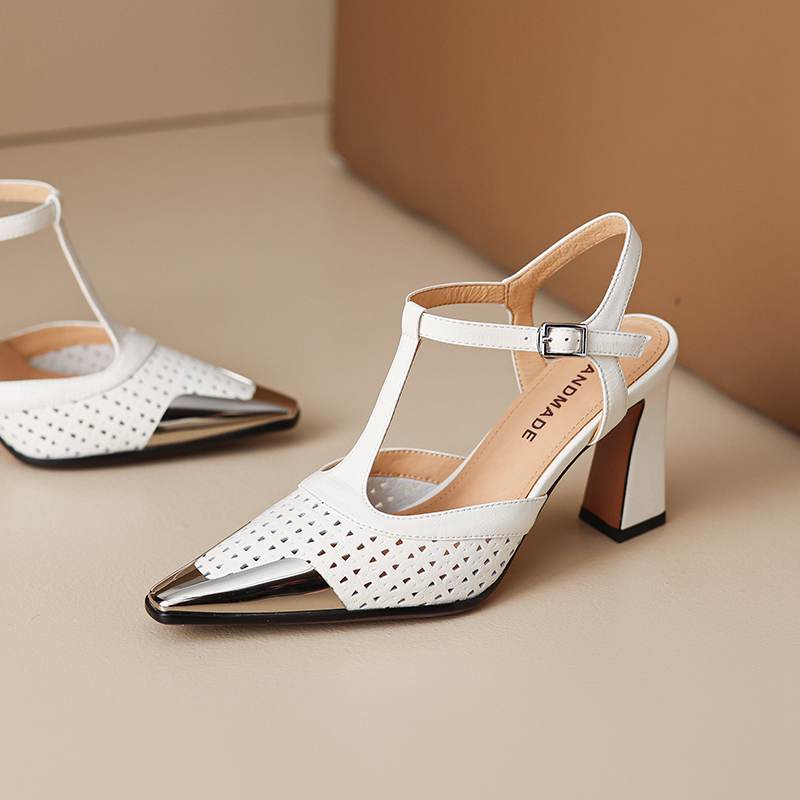 

Krazing Pot Овеча шкіра Квадратний носок Розмір 41 Високі підбори Декорація вирізами Дихаючі Осінні туфлі 39 слонова кістка