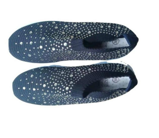 2022 Plus Size Rhinestone Slip-On Fly-Knit Mesh Women's Casual Shoes