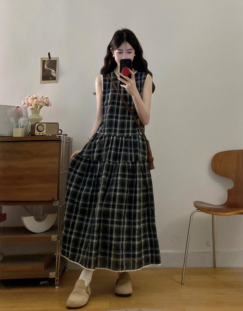 2026 Korean Style Sleeveless Plaid Maternity Dress - Fresh & Loose Fit 2XL