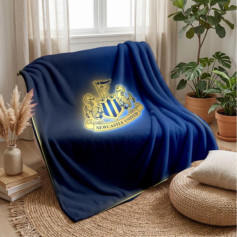 Coperta in Flanella con Stampa del Newcastle United Football, Coperta Morbida Calda Leggera per Divano Letto Campeggio