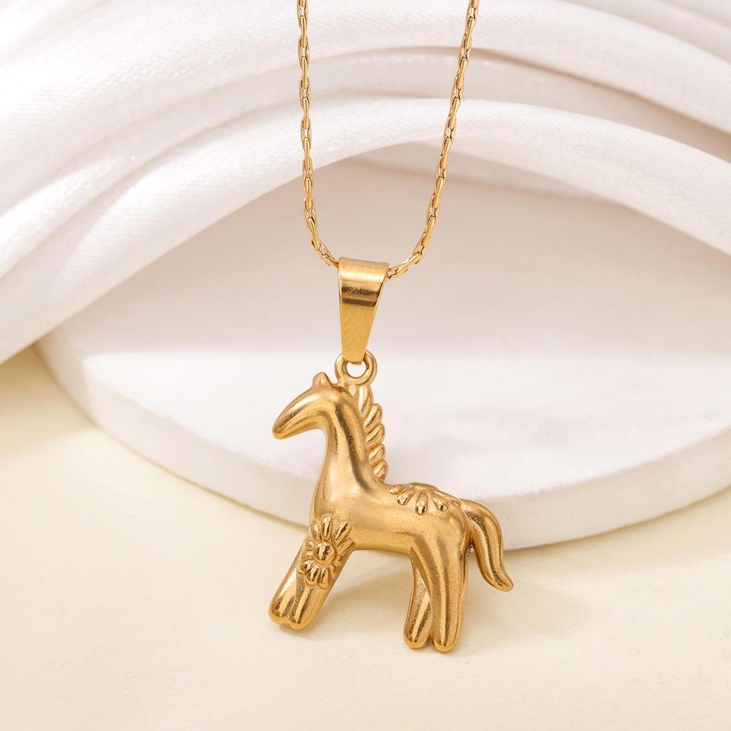 Stainless Steel Colorfast Animal Pendant Necklace - Fox, Deer, Lion, Leopard Design for Women, Trendy and High-End Feel