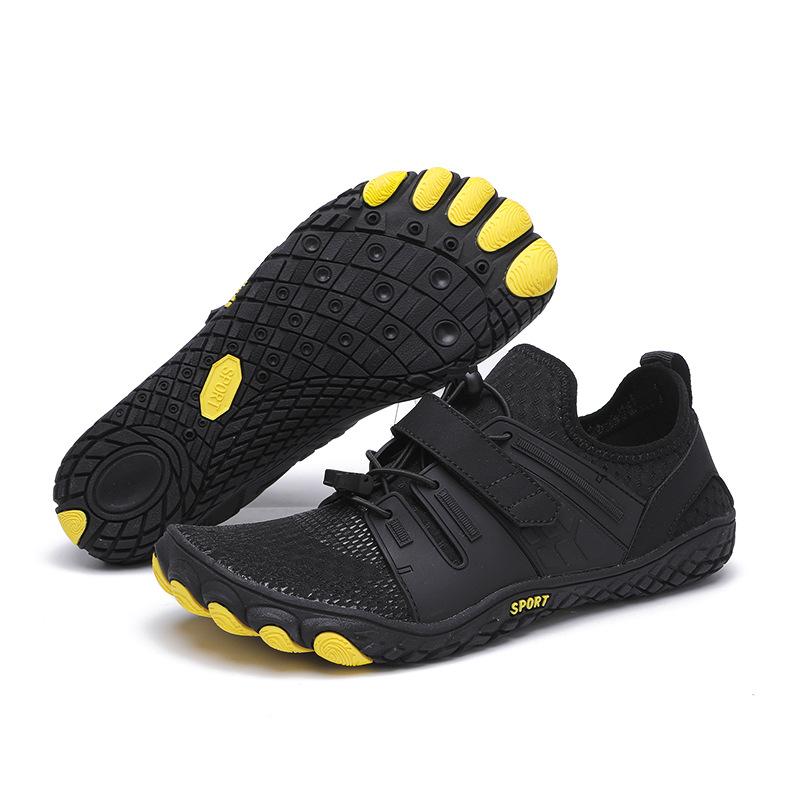 New Outdoor Canyoning Shoes Hiking and Water-Wading Footwear Couples' Quick-Dry Breathable Beach Shoes Hiking and Mountaineering Footwear