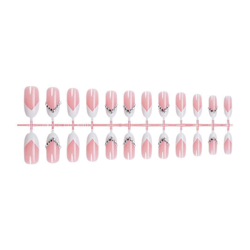 

Water Drop Nail Art: Medium Long Wearable Nail Tips with European and American Style Stickers (24 Nails)