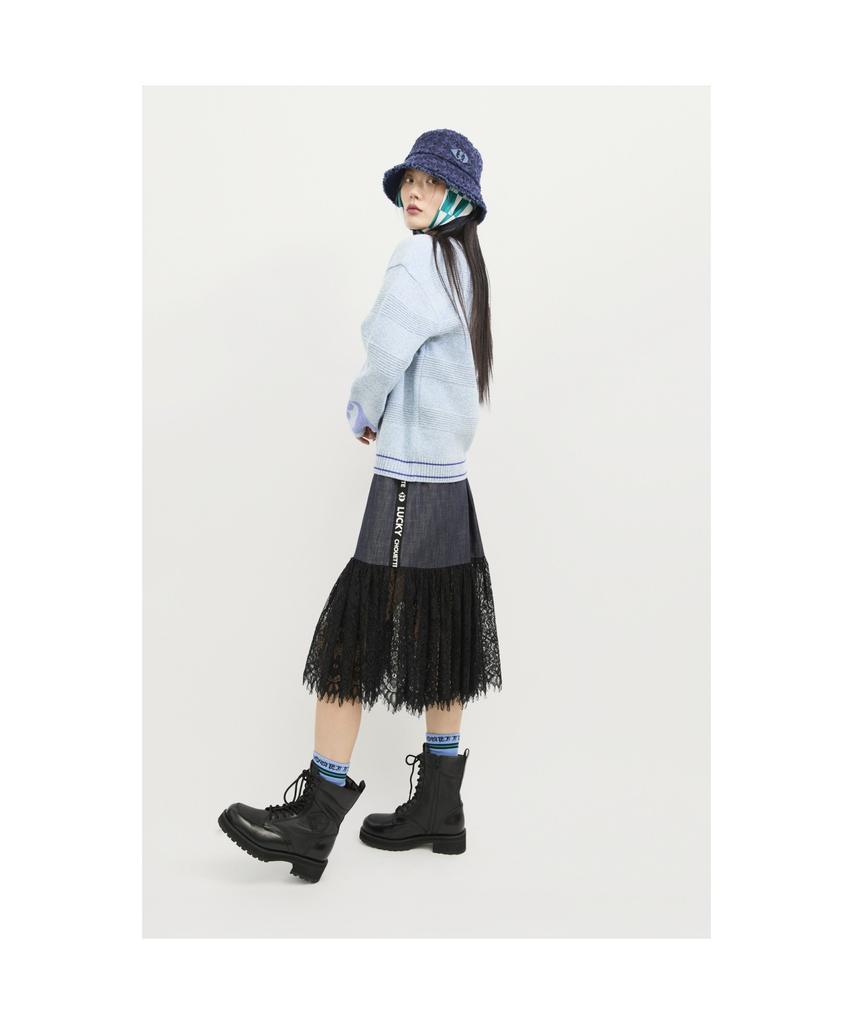 LUCKY CHOUETTE Sleeve Emblem Printed Kni Pullover (Light Blue) Lfwas25110Bul