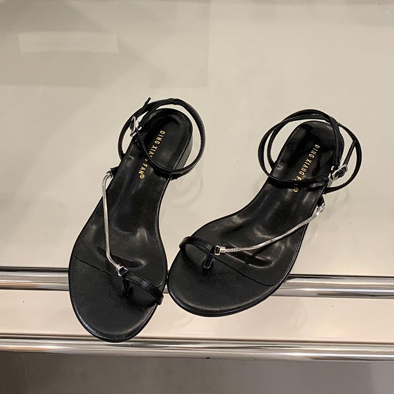 

Fashion New 2025 Fashion Metal Chain Footwear Shallow Women Flats Sandals Shoes Round Toe Ladies Flats Sandals Shoes Female Flip flops 35 чёрный