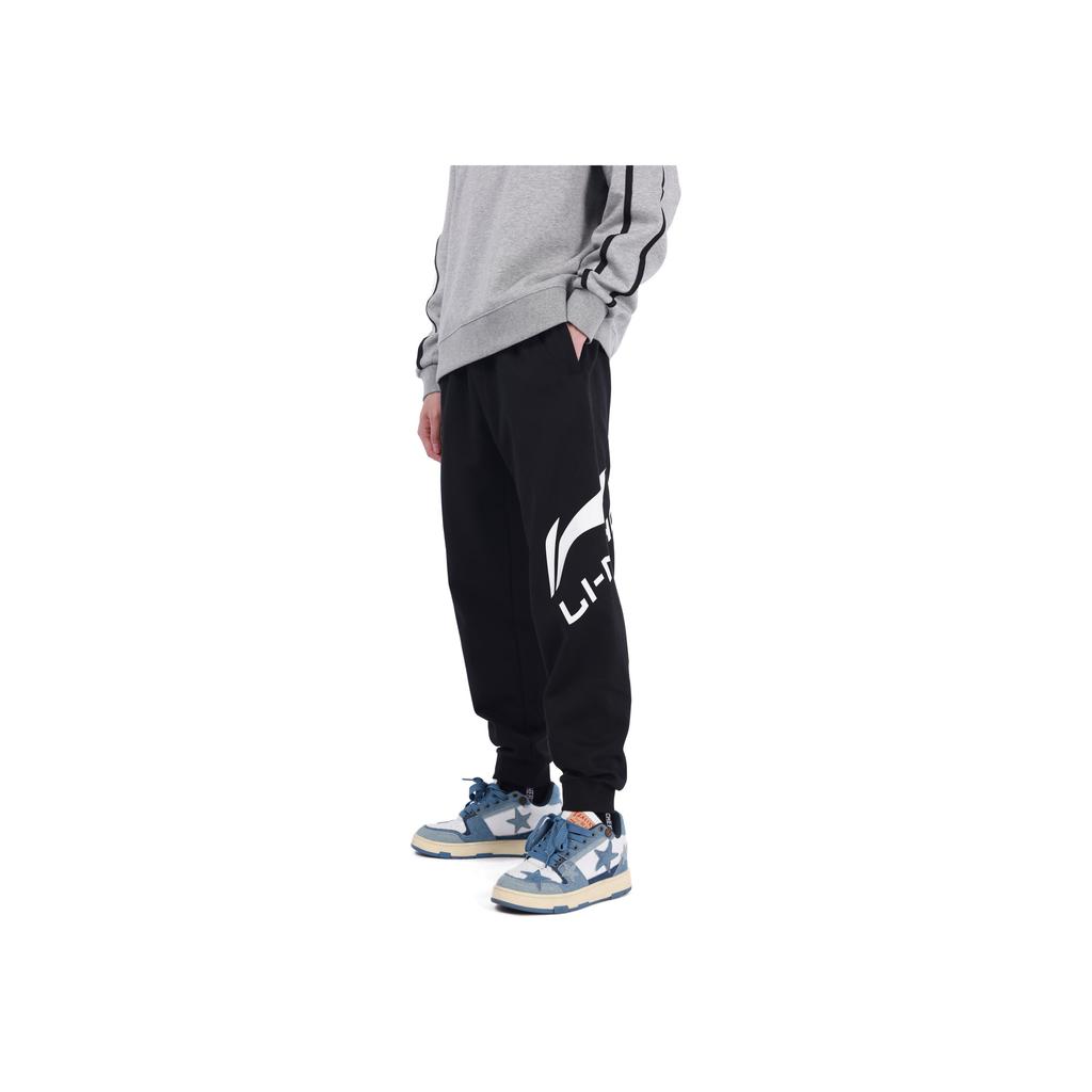 Li-Ning Fashion Series Logo Print Fleece-Lined Cuffed Knit Sweatpants Men Bottoms Black AKLSG51-3