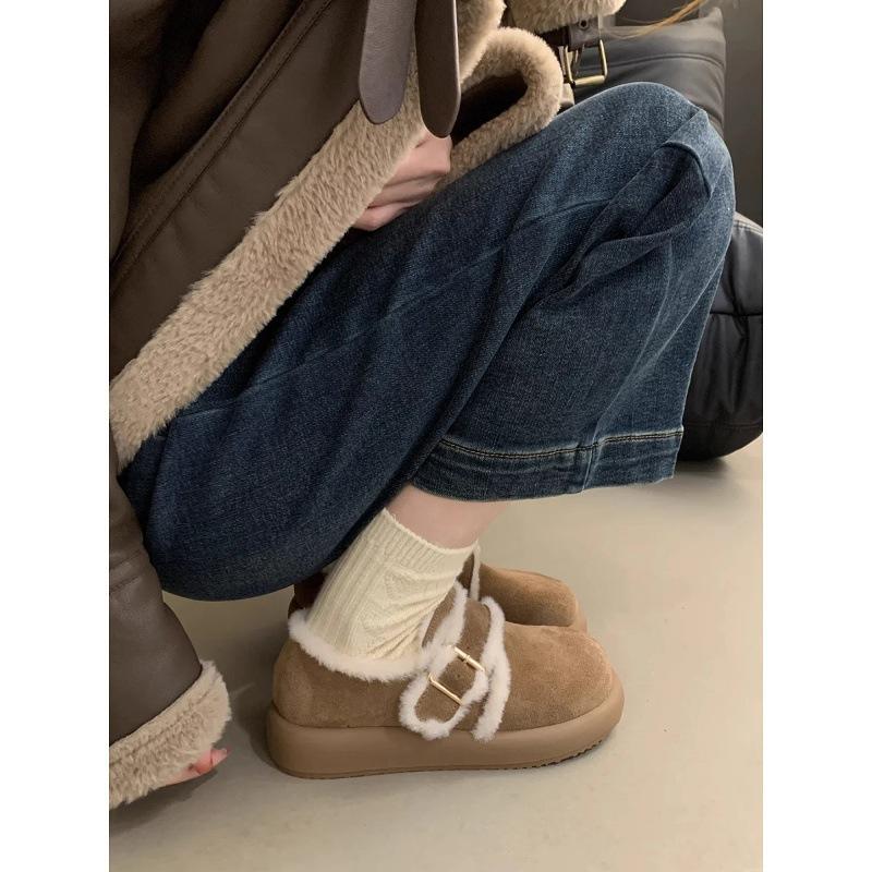 thick-soled belt buckle, velvet Birkenstocks, one pedal, fluffy shoes, and warm snow shoes and cotton shoes.