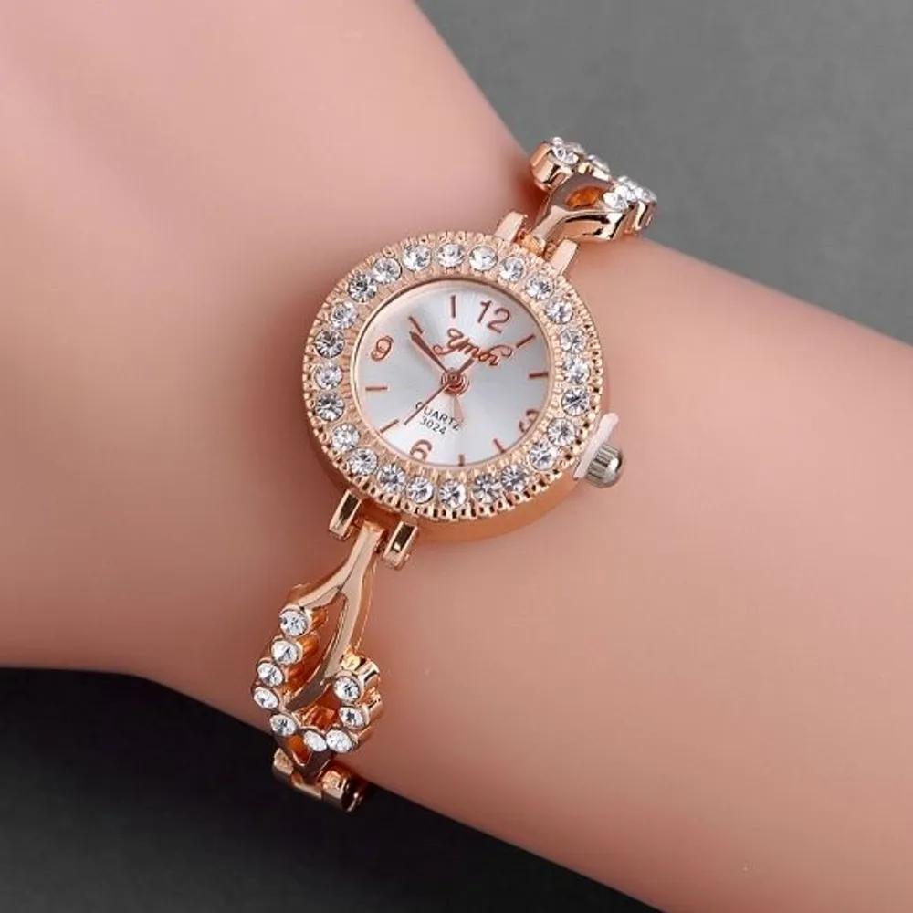 Cubic Lovely Wristwatch