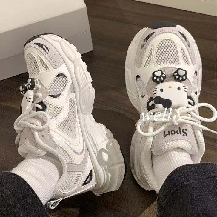 Campusvind mesh pustende tykksålede rundhodede dame-pappa-sko 2025 vår nisje allsidige avslappede sportssko små hvite sko