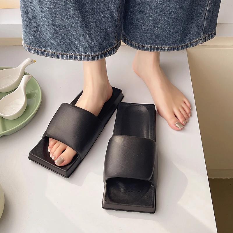 Fashion New Summer Women Home Slippers  Clogs Square INS Solid Flat Bottomed Non-Slip Girl Slides Home Indoor Bathroom Shoes