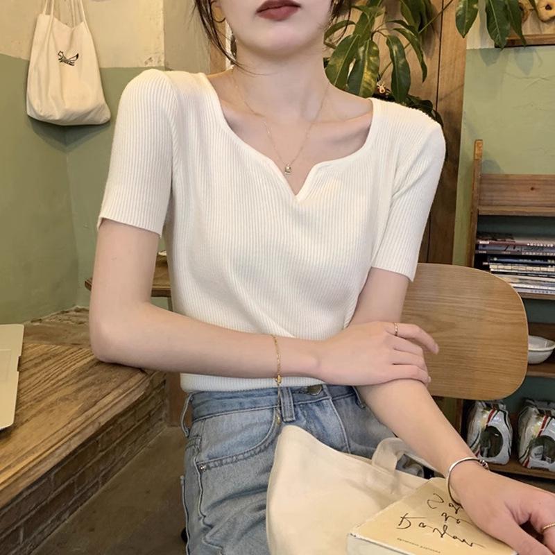 Chic French V-Neck Square Neck Short Sleeve Knitted Sweater T-Shirt for Women