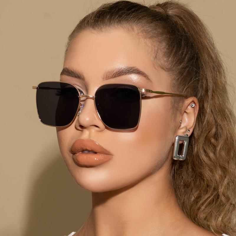 Comfortable Durable High Quality Stylish Retro High End Designer Style Alloy Metal Square Shaped Female Sun Glasses